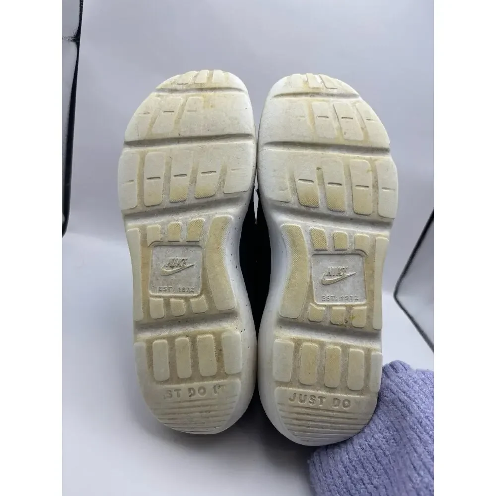 Nike Men’s AD Comfort Slip On Sneakers Black/White Size 10.5